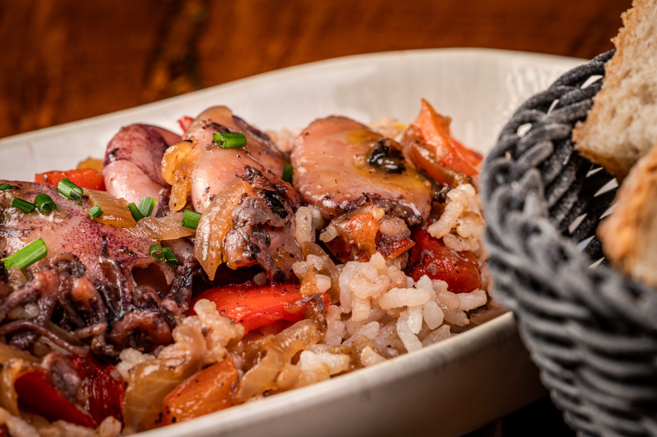 Chipirones Encebollados con Arroz - Imagen 3